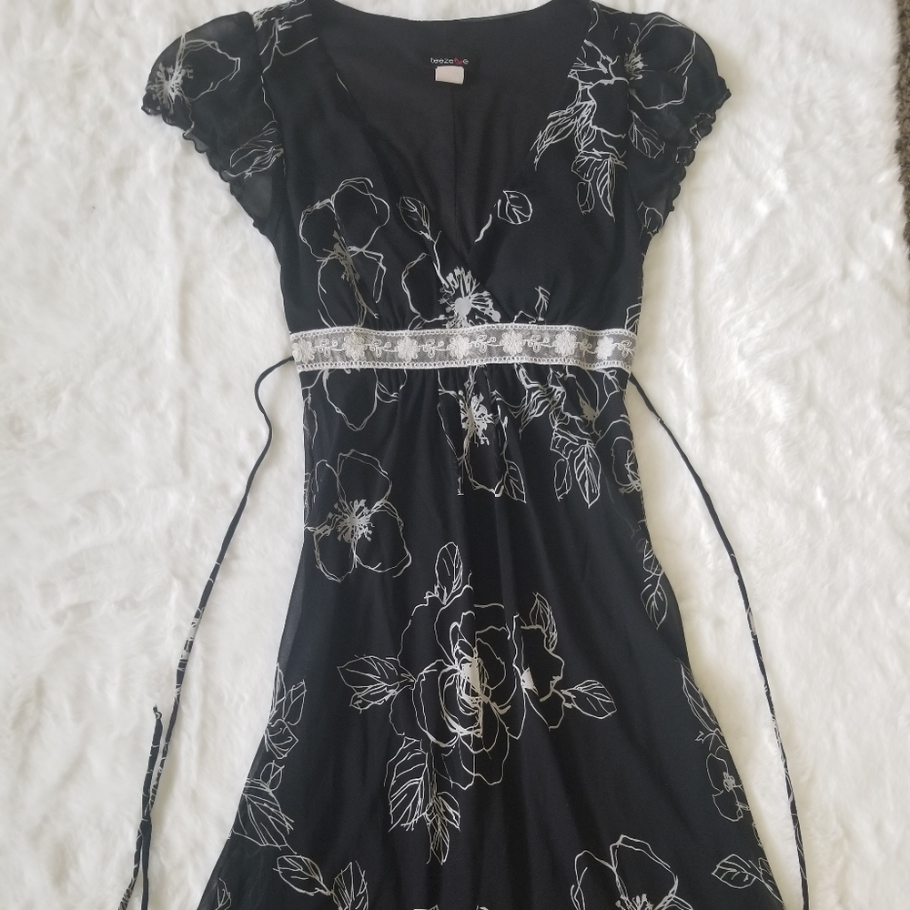 Teeze Me V Neck Floral Print Dress